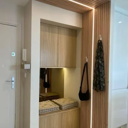 Superb T2 Avec Balcon 10mn De La Gare Montparnasse Paris