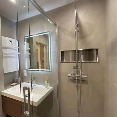 Superb T2 Avec Balcon 10mn De La Gare Montparnasse Daire *